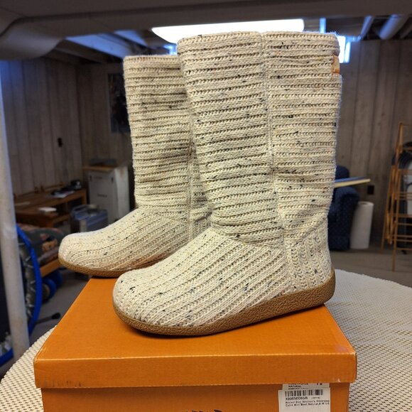 Women's Rocket Dog 2 Tone Cable Knit Boot - Size 8M - Picture 2 of 8